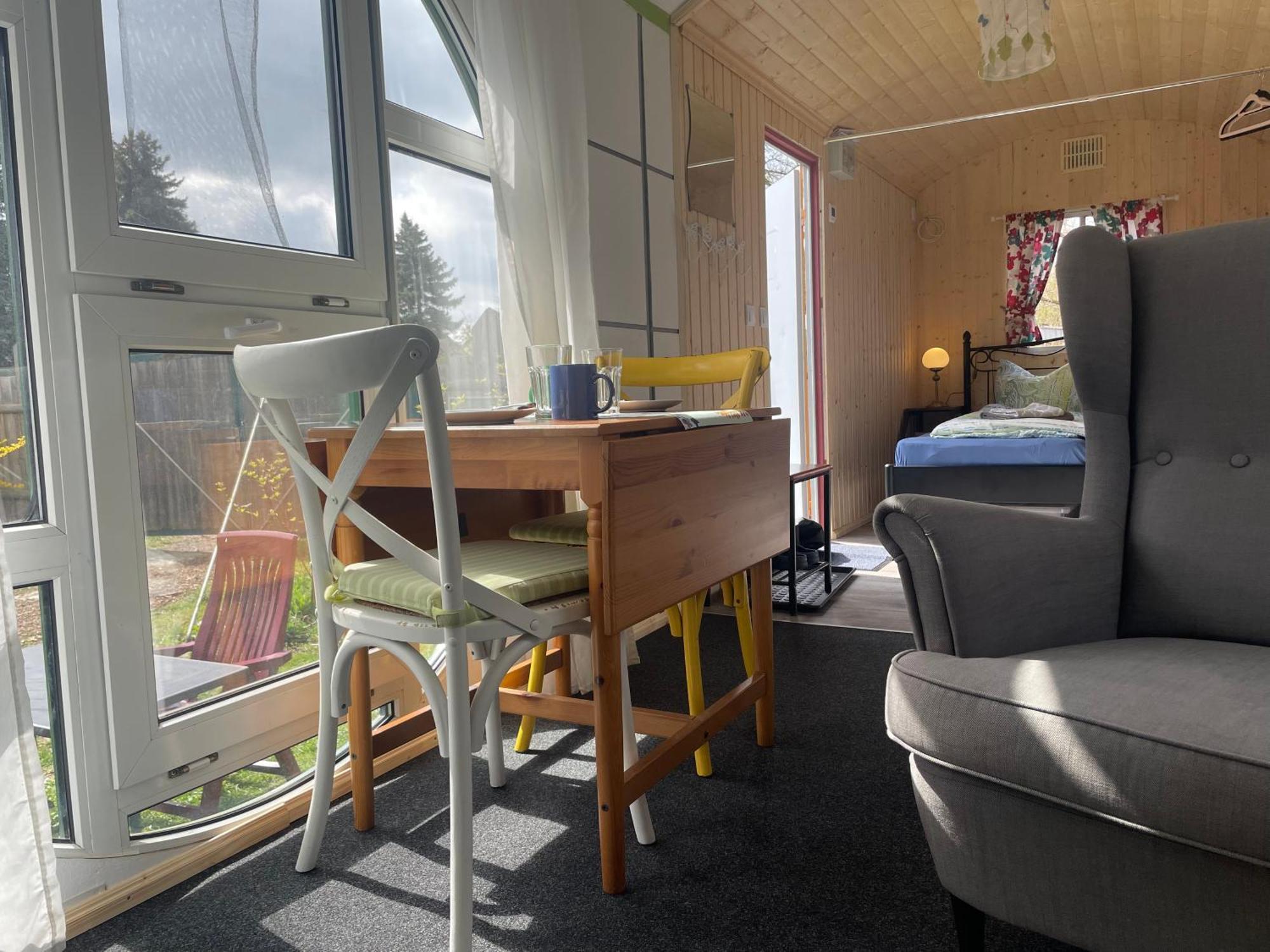 Campsite Bauwagen Maibeere Radebeul